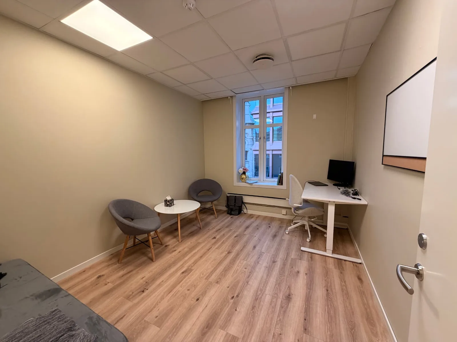 Voksen ved Marstein Psykologklinikk